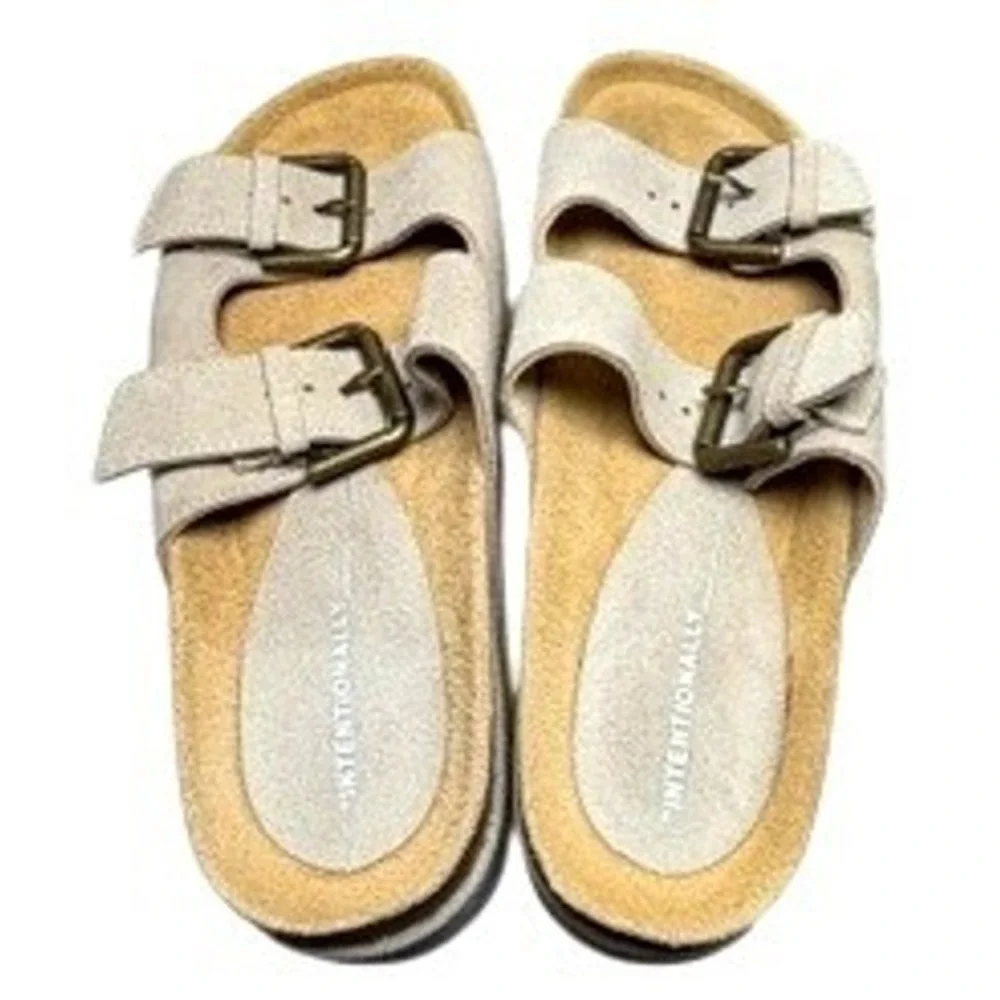Intentionally Blank Cooper-2 Suede Platform Sandals Taupe EU 37/US 6.5 Studded
